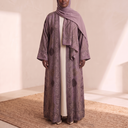 Munira Paisley Jacquard Open Abaya and Stole Set – Purple, on model