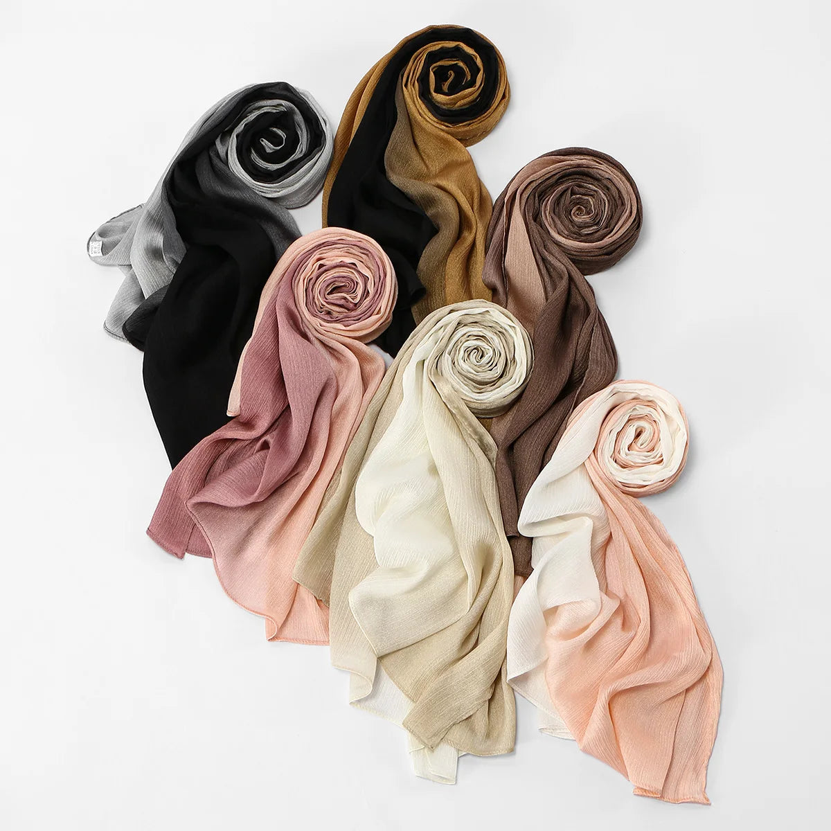Sama Gradient Crinkle Hijab — SITRĀ