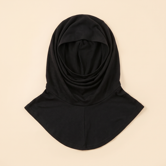 Underscarf cap in black