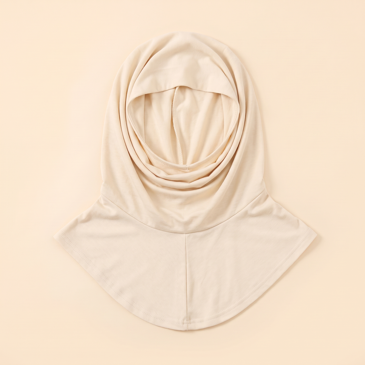 Underscarf cap in cream
