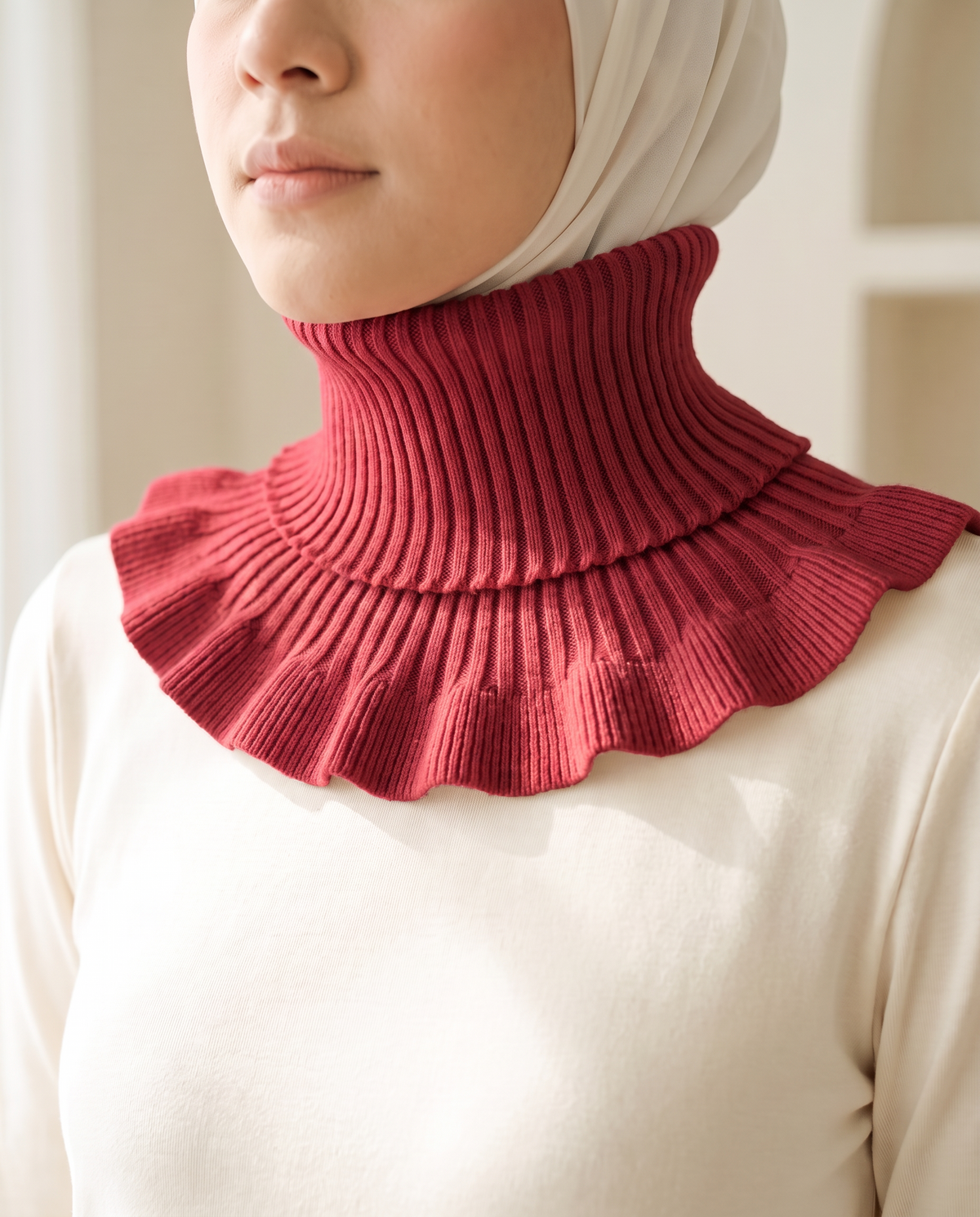 SITRĀ Knitted Ruffle Collar — Crimson