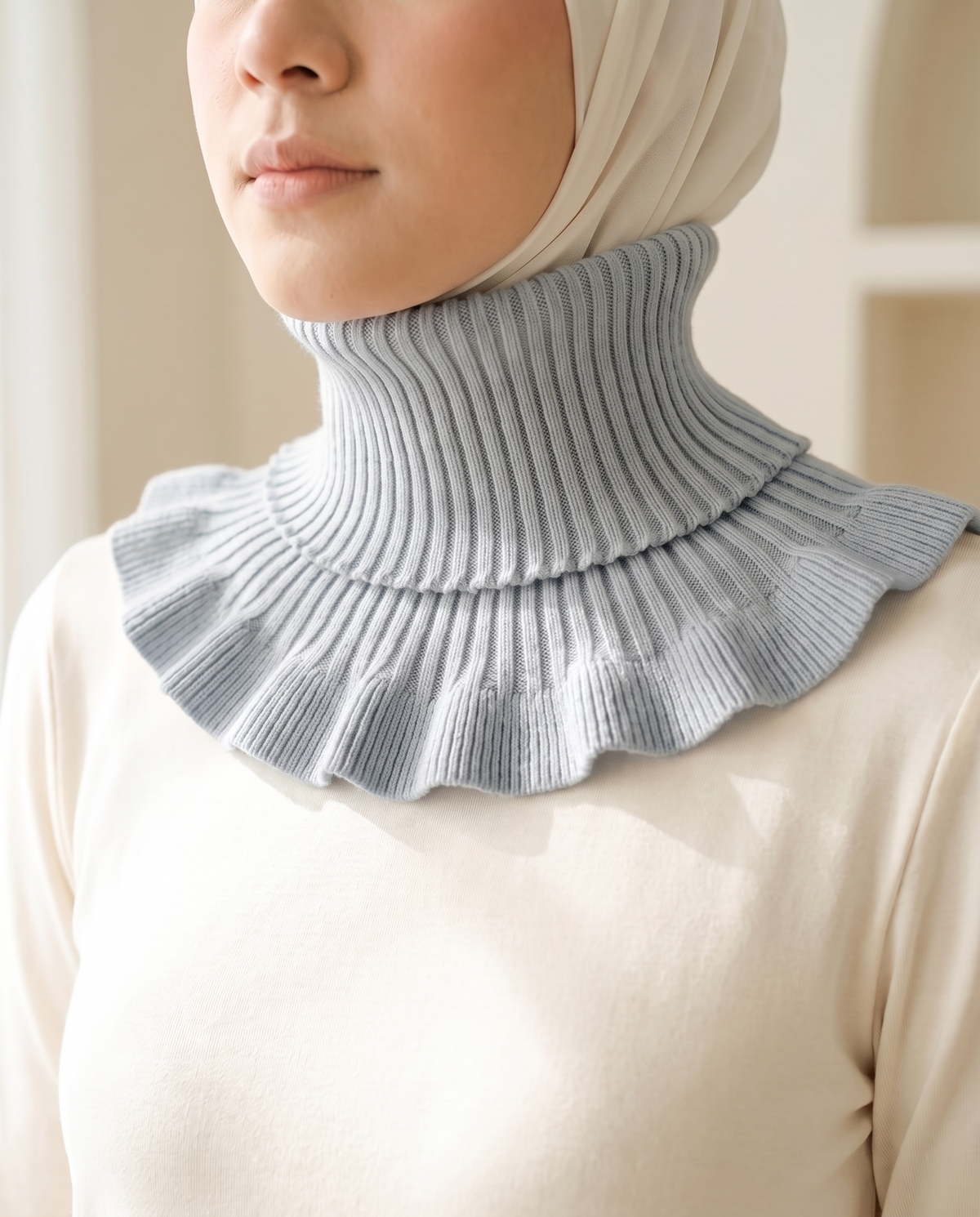 SITRĀ Knitted Ruffle Collar — Dusty Blue