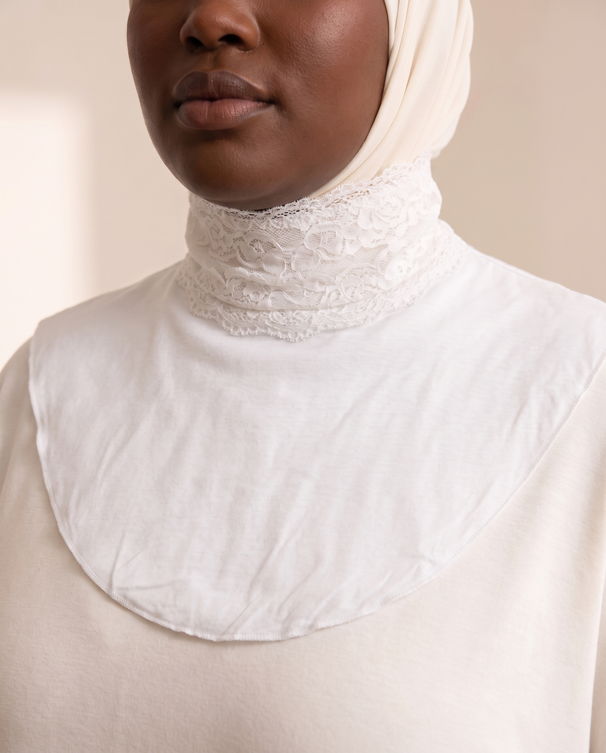 Detachable High-Neck Collar in White, worn