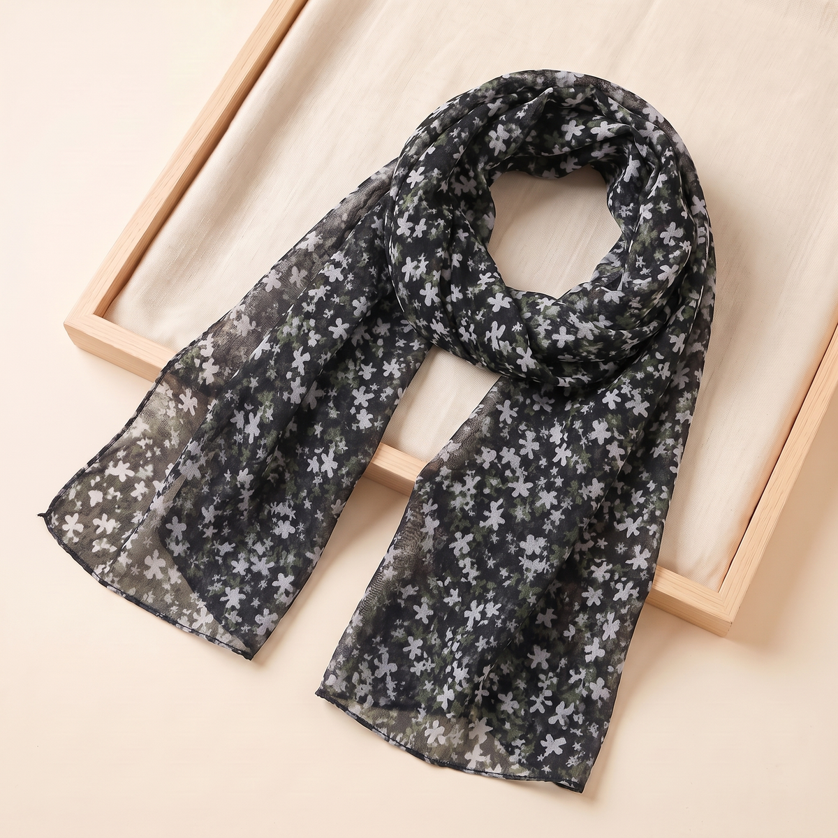 Ditsy Floral Print Hijab Shawl in Black Ditsy Floral