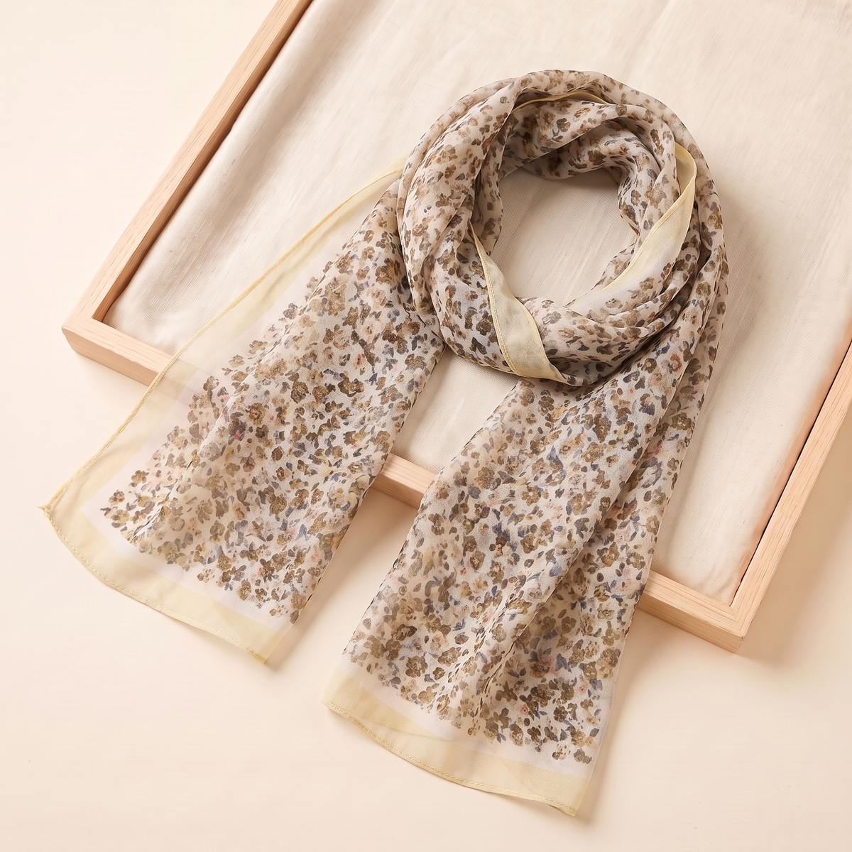 Floral Print Georgette Hijab – Sand Ditsy