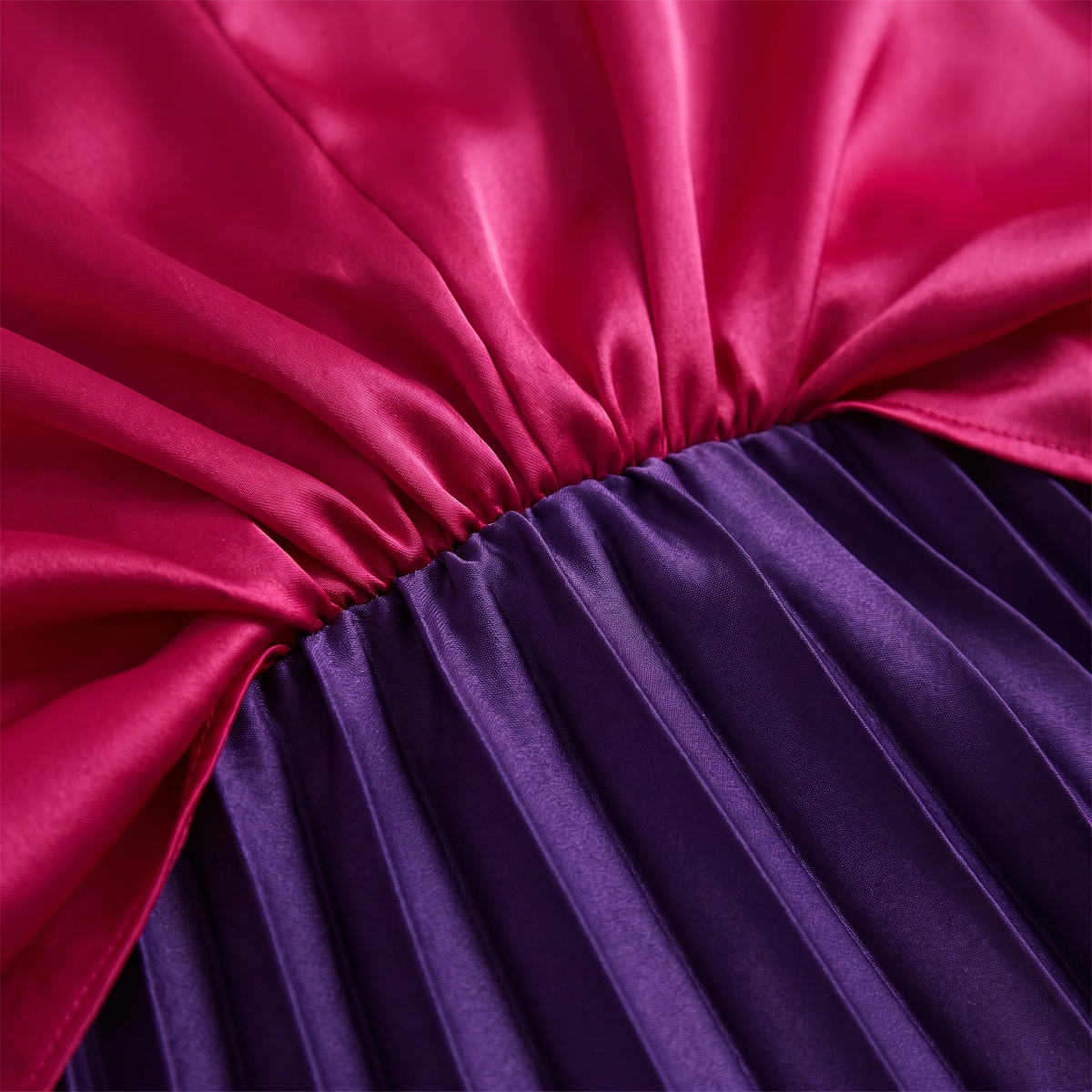 Two-Tone Pleated Batwing Maxi Dress – pleat and sash detail