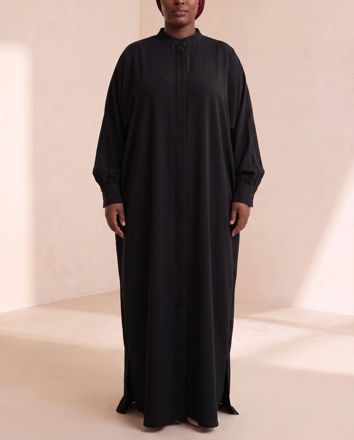 Reem kaftan in Black, front