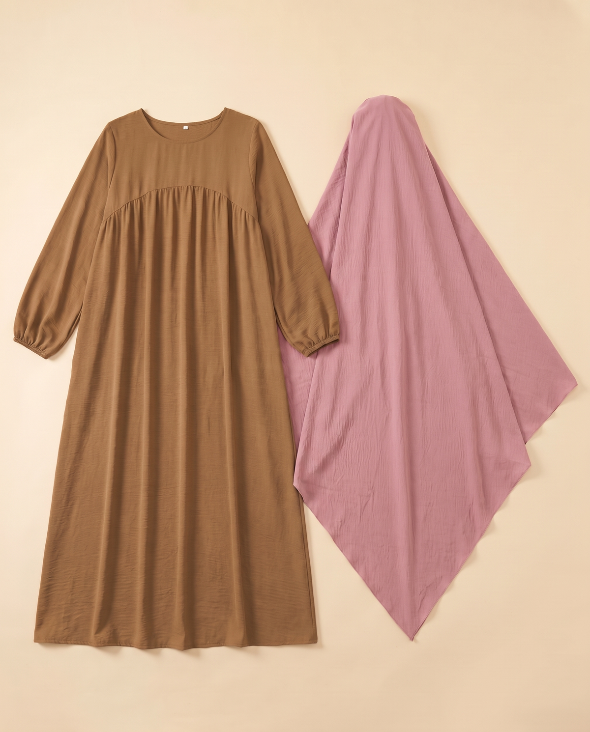 Shatha lantern sleeve prayer set in Camel & Pink, flat lay