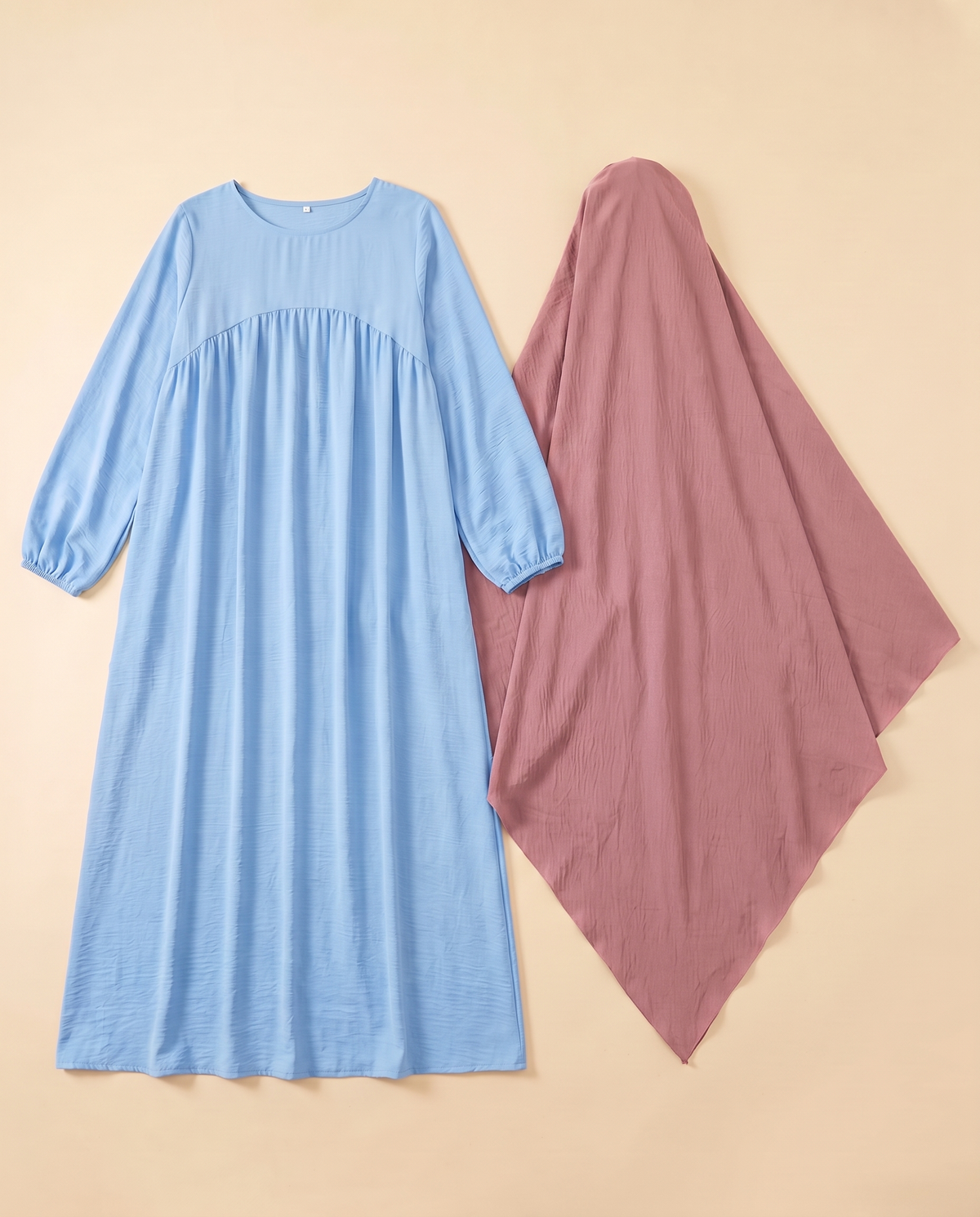 Shatha lantern sleeve prayer set in Light Blue & Pink, flat lay
