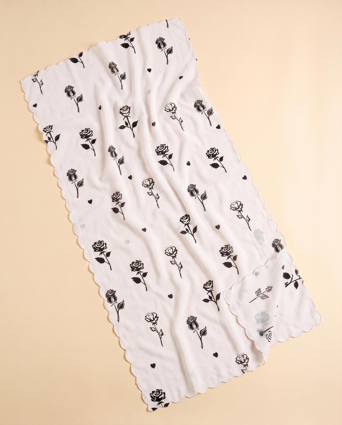 Tamara printed instant hijab in White Rose, flat