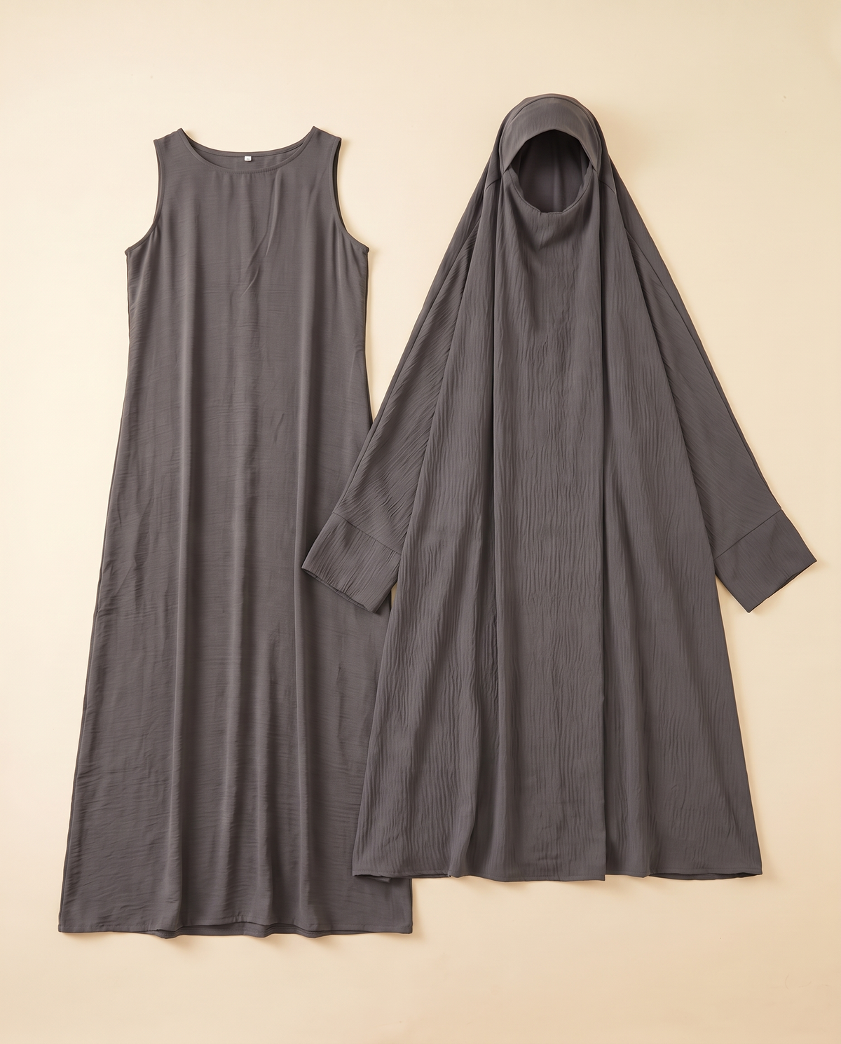Crinkle overhead khimar prayer set in Grey, flat lay